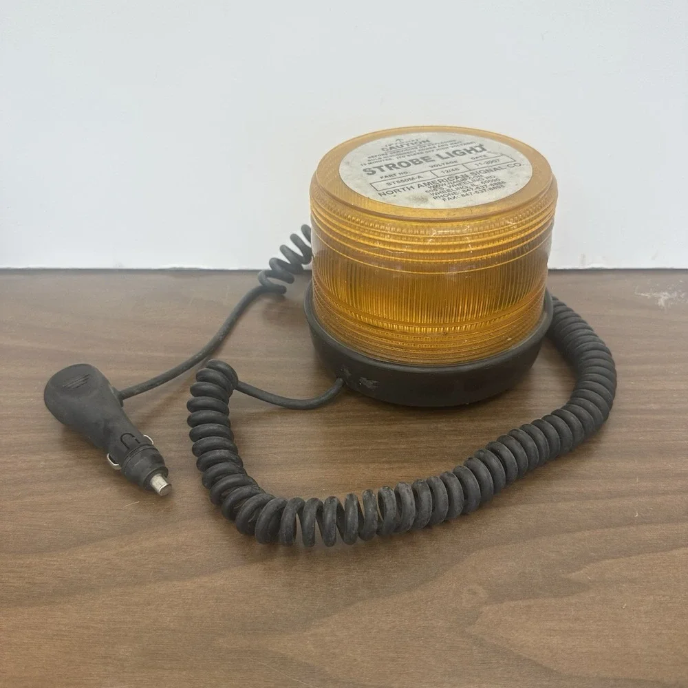 Amber Strobe Light DFS550M-A 12/48 Volts North American Signal Co. 2005 12v Plug